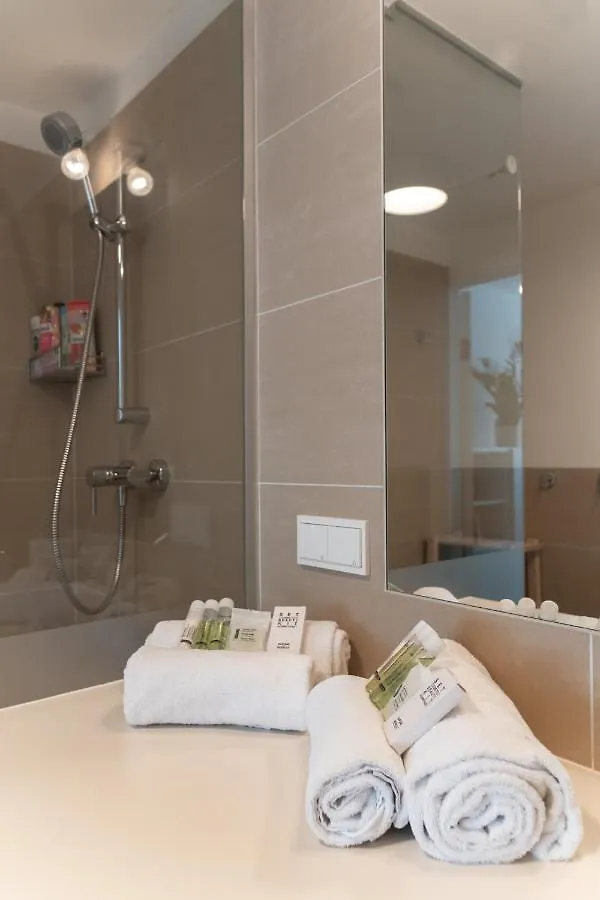 Apartment Immersed Into Vienna'S City Life And Yet A Retreat, Minimum 30 Nights Austria