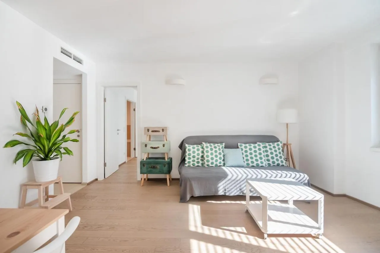 Immersed Into Vienna'S City Life And Yet A Retreat, Minimum 30 Nights 0*, Vienna Austria