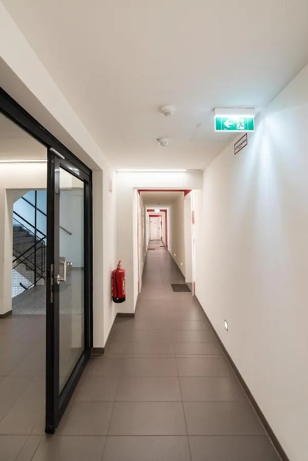 Apartment Immersed Into Vienna'S City Life And Yet A Retreat, Minimum 30 Nights