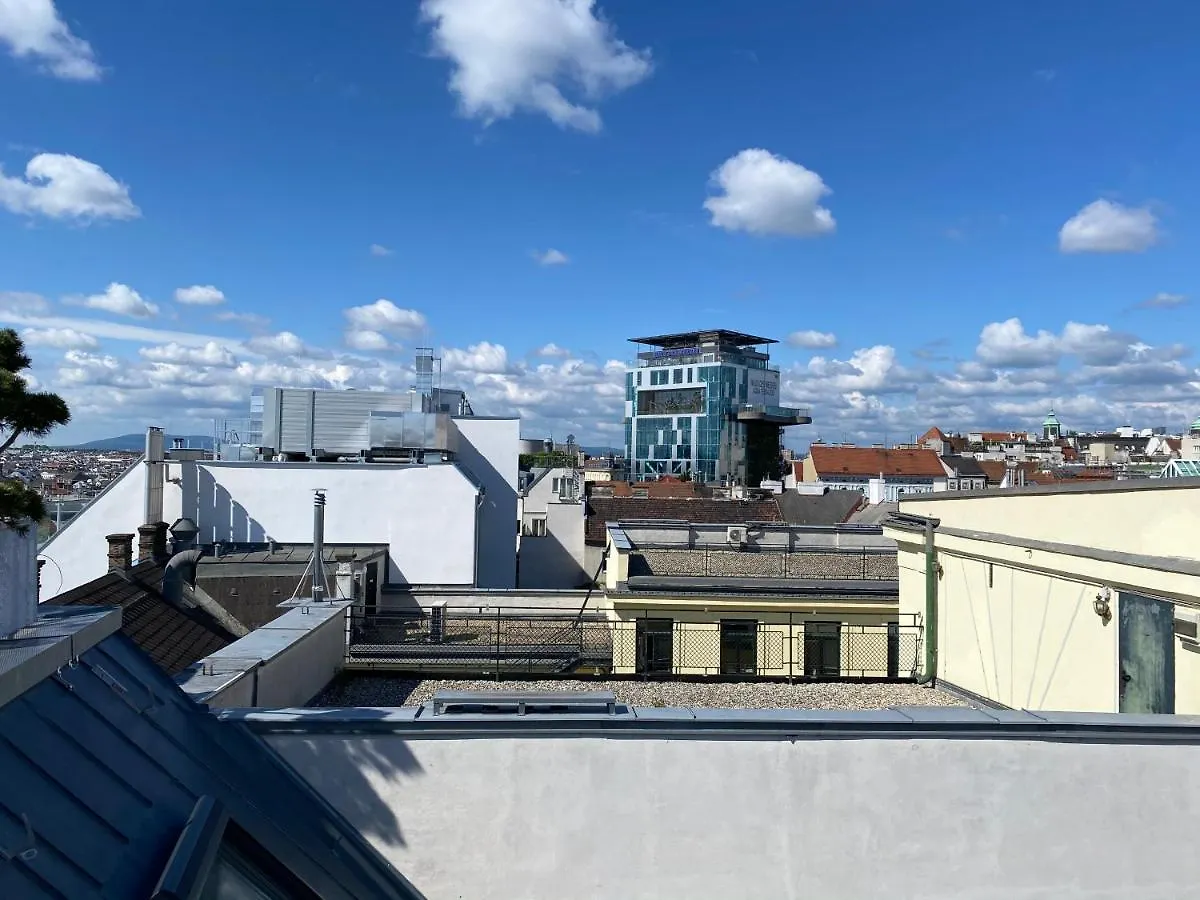 Immersed Into Vienna'S City Life And Yet A Retreat, Minimum 30 Nights